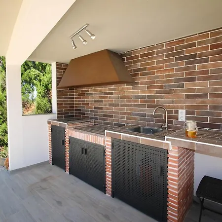 Tosal Gros Dk By Carlosferien