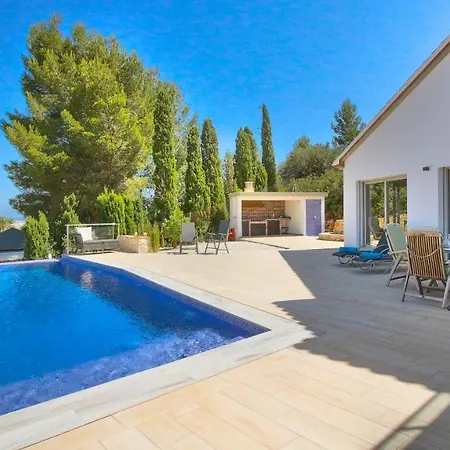 Tosal Gros Dk Villa