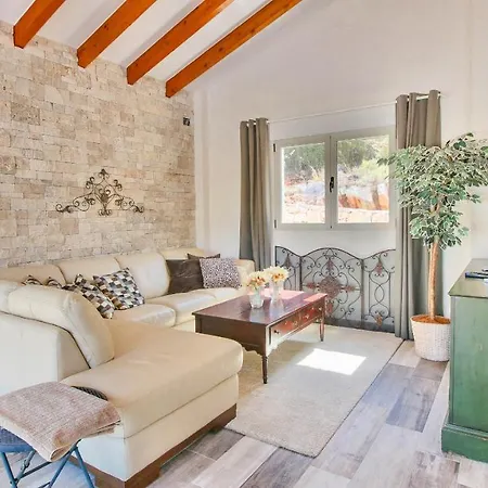 Tosal Gros Dk By Carlosferien دينايا