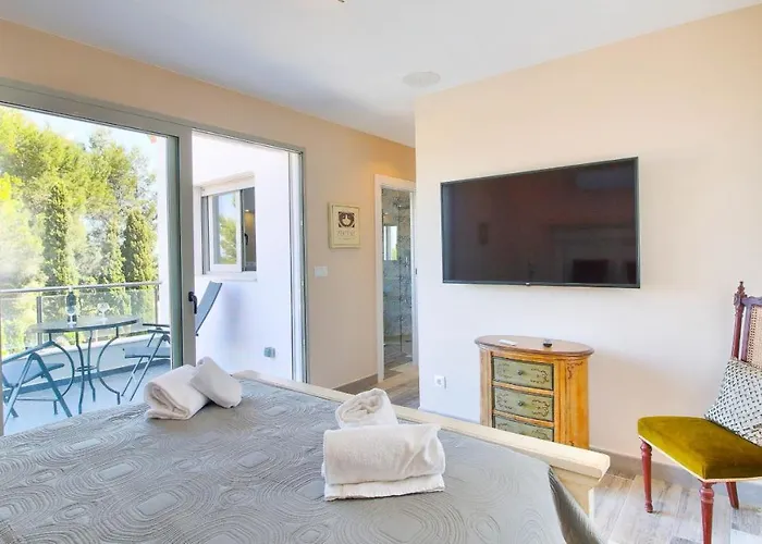 Tosal Gros Dk By Carlosferien فيلة *